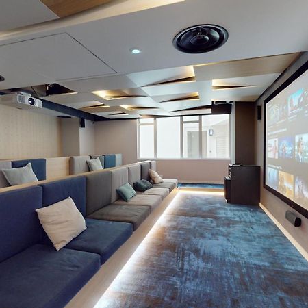 Studio 8 Fontainebleau Luaran gambar
