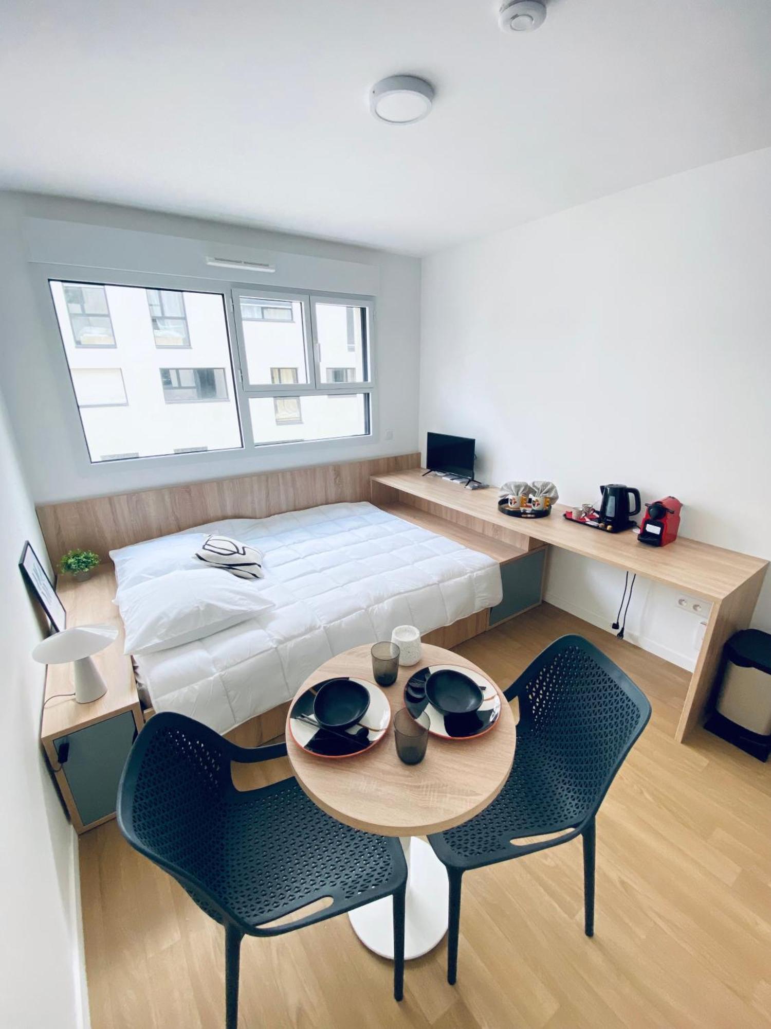 Studio 8 Fontainebleau Luaran gambar