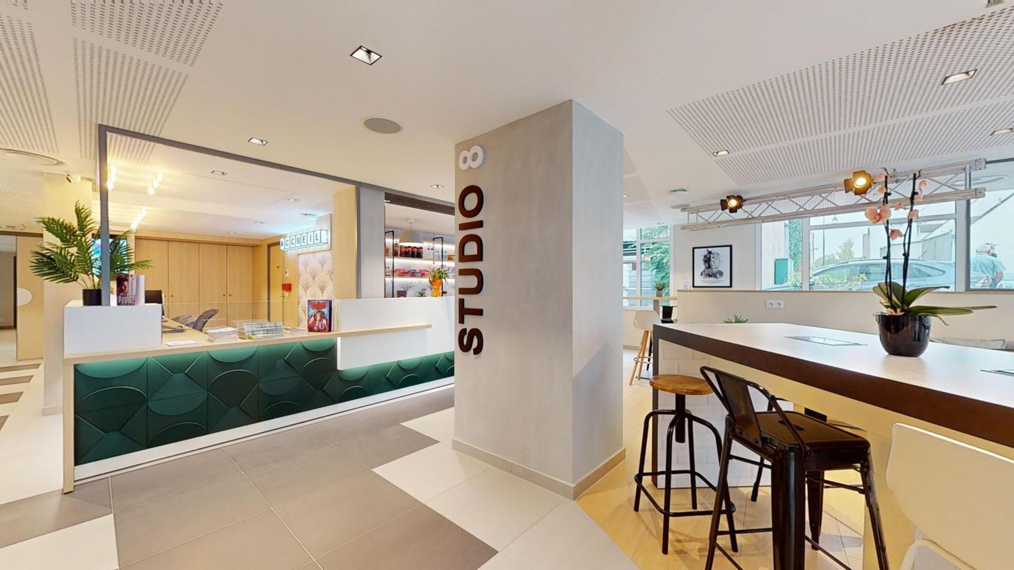 Studio 8 Fontainebleau Luaran gambar