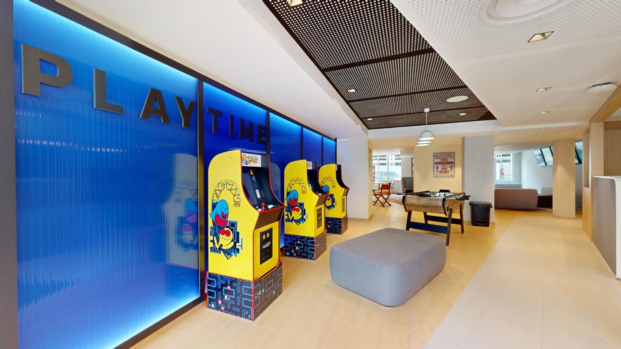Studio 8 Fontainebleau Luaran gambar